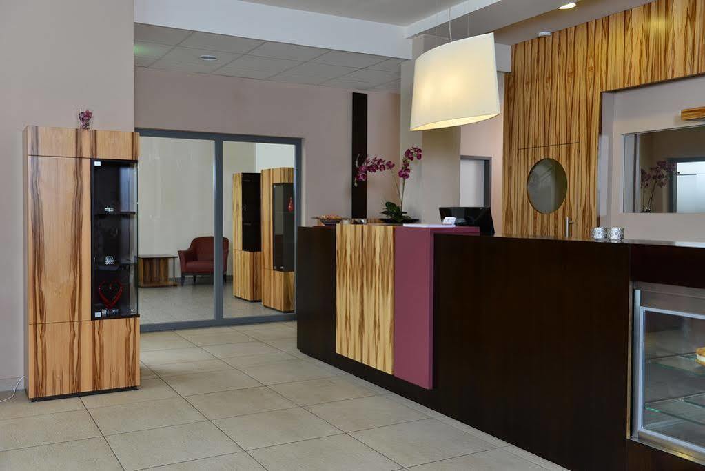 Arthotel Ana Gallery Vaterstetten Exteriér fotografie