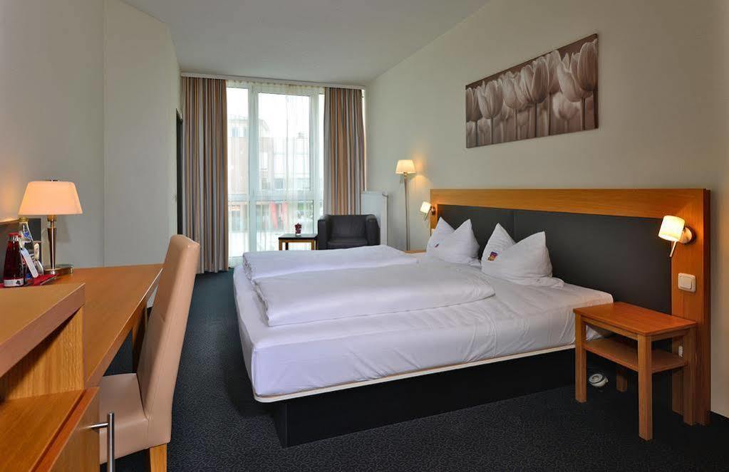 Arthotel Ana Gallery Vaterstetten Exteriér fotografie